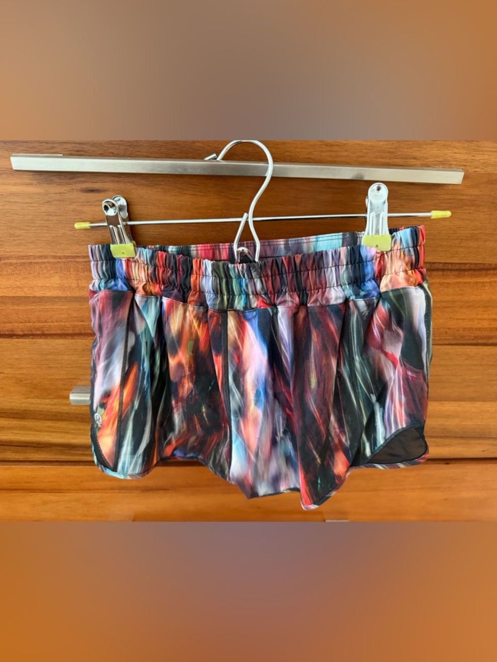 lululemon athletica Multicolor Streaked Print Hotty Hot Running Shorts